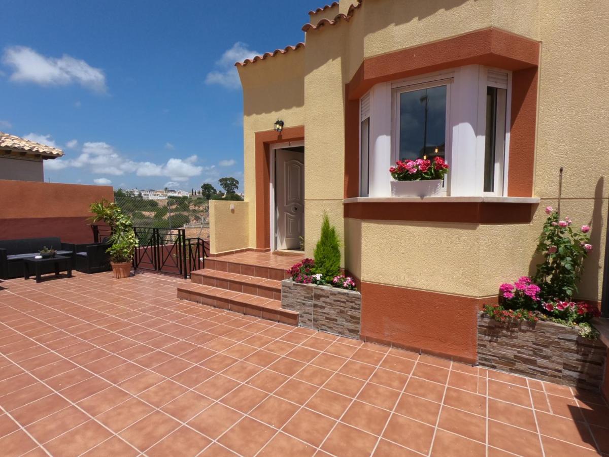 3 Bdr House Near La Zenia Private Lounge Terraces, Fire Places, Bbq, Kitchen, Parking Orihuela Exterior photo
